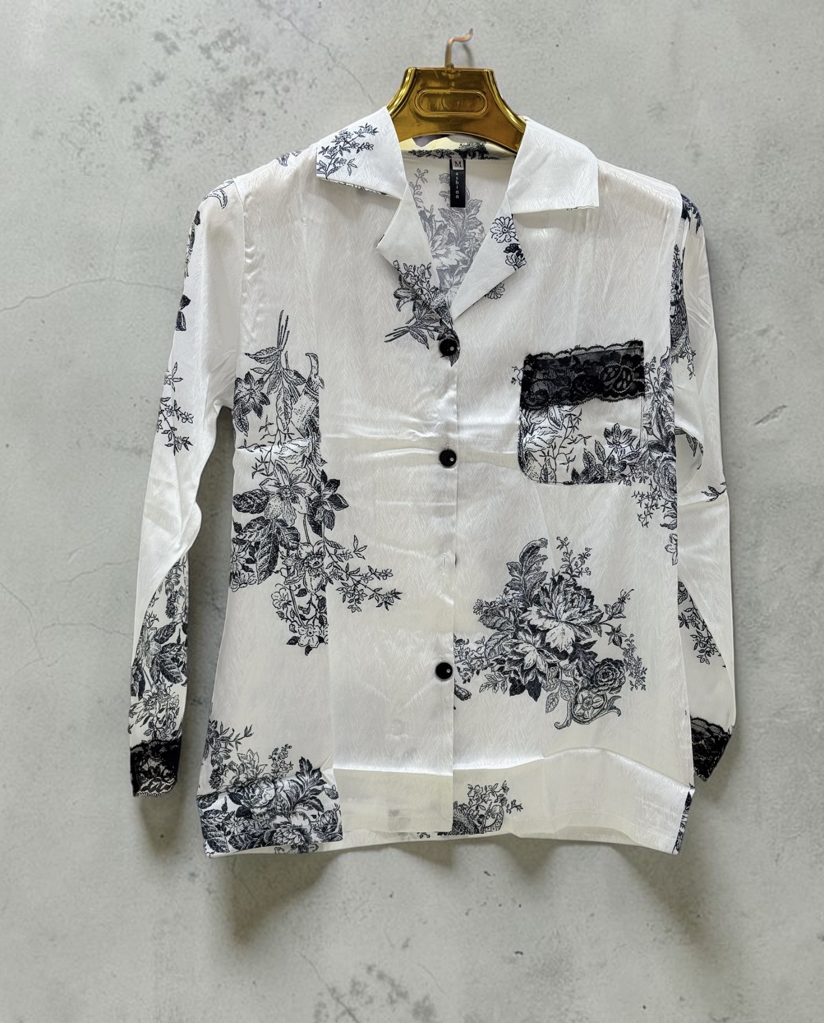 Pyjama satain blanc dontel