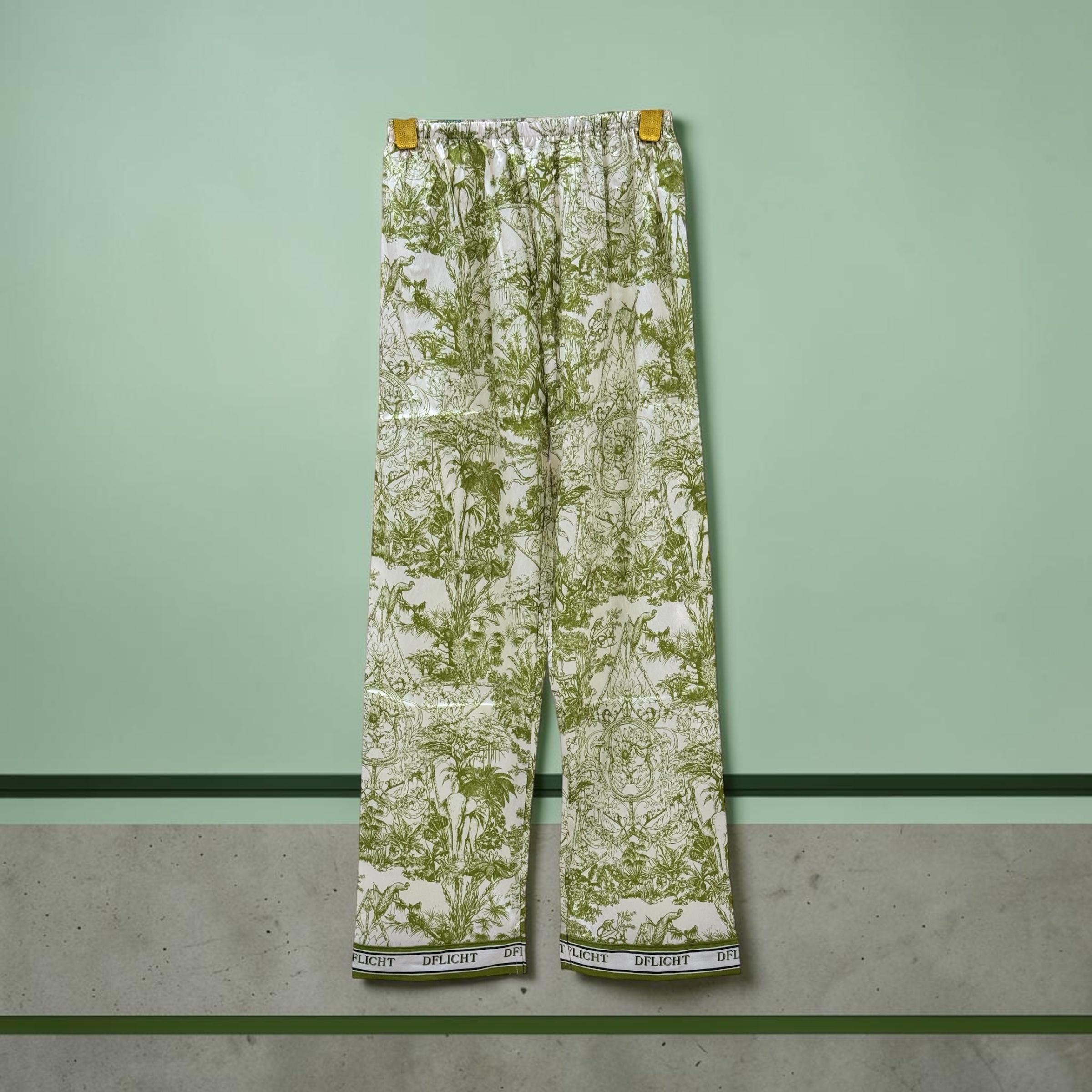 Pyjama satain vert à fleur