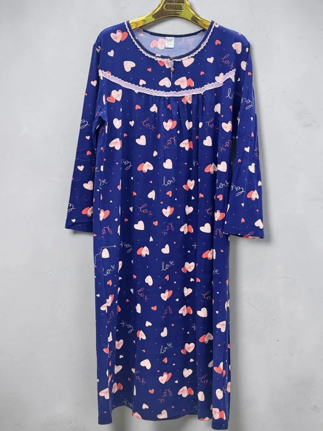 ROBE manche longue avec des cœurs