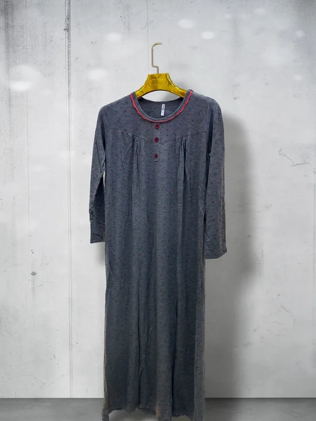 Robe caress à petit point