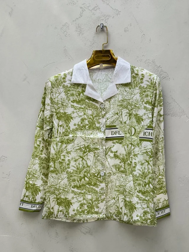 Pyjama satain vert à fleur